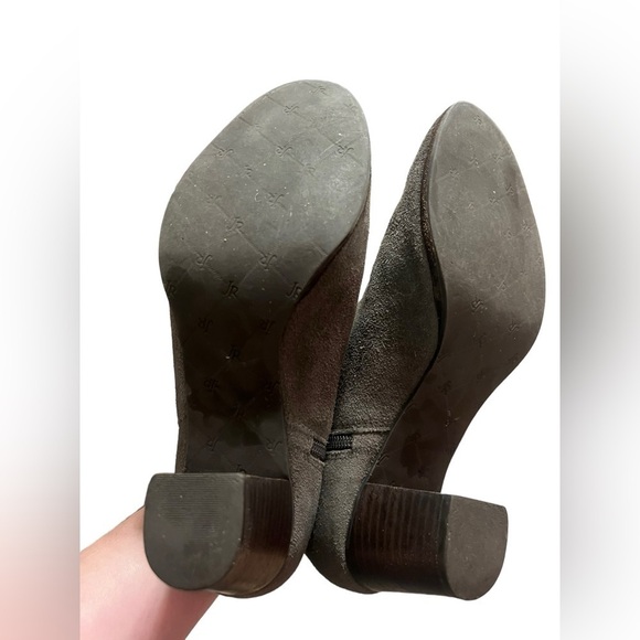 Jack Rogers Marianne gray suede scallop edge booties - Picture 8 of 9